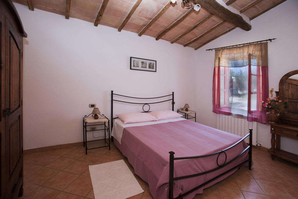 Agriturismo Podere Olivello In Val D'Orcia Montalcino Pokój zdjęcie